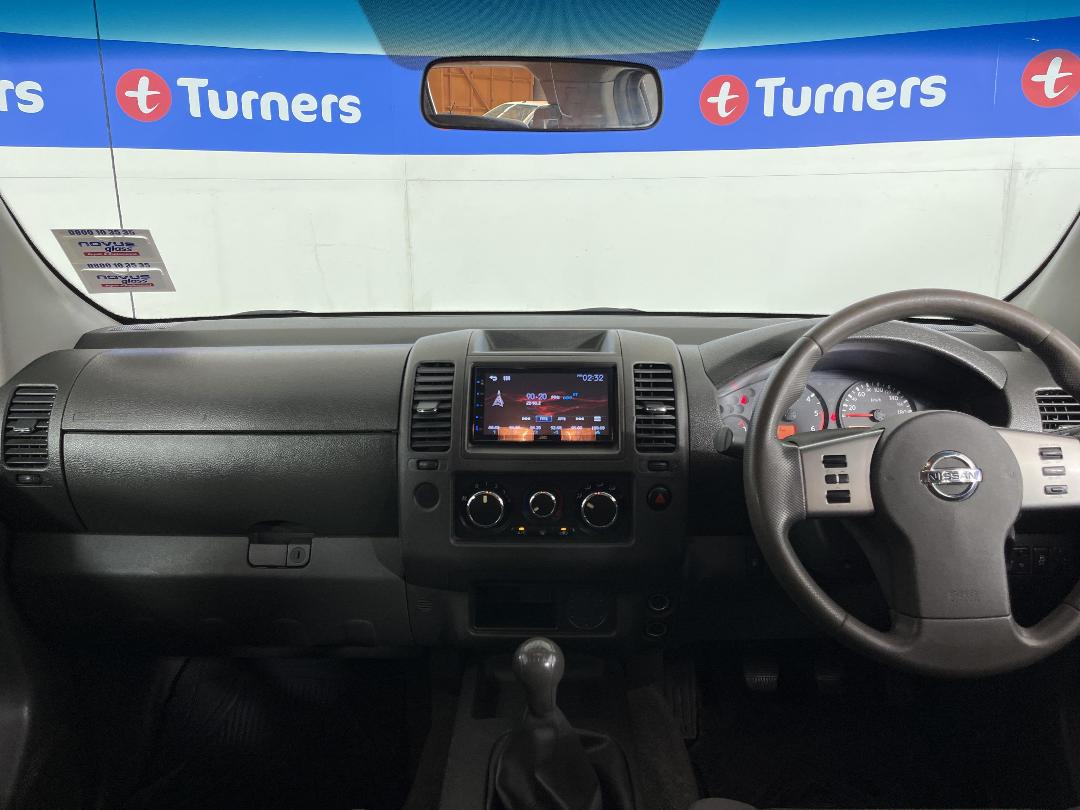 Photo '17' of Nissan Navara