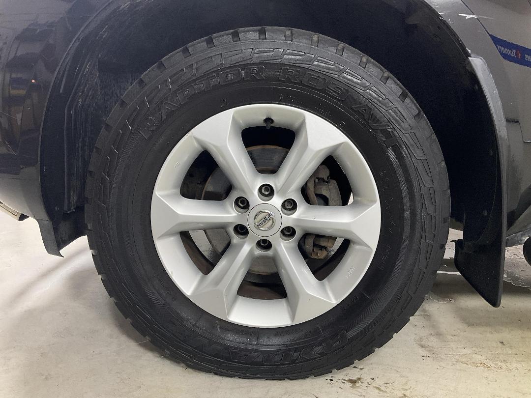 Photo '5' of Nissan Navara D/C ST-X