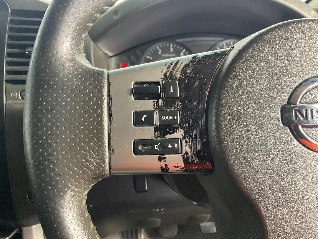 Photo '21' of Nissan Navara D/C ST-X