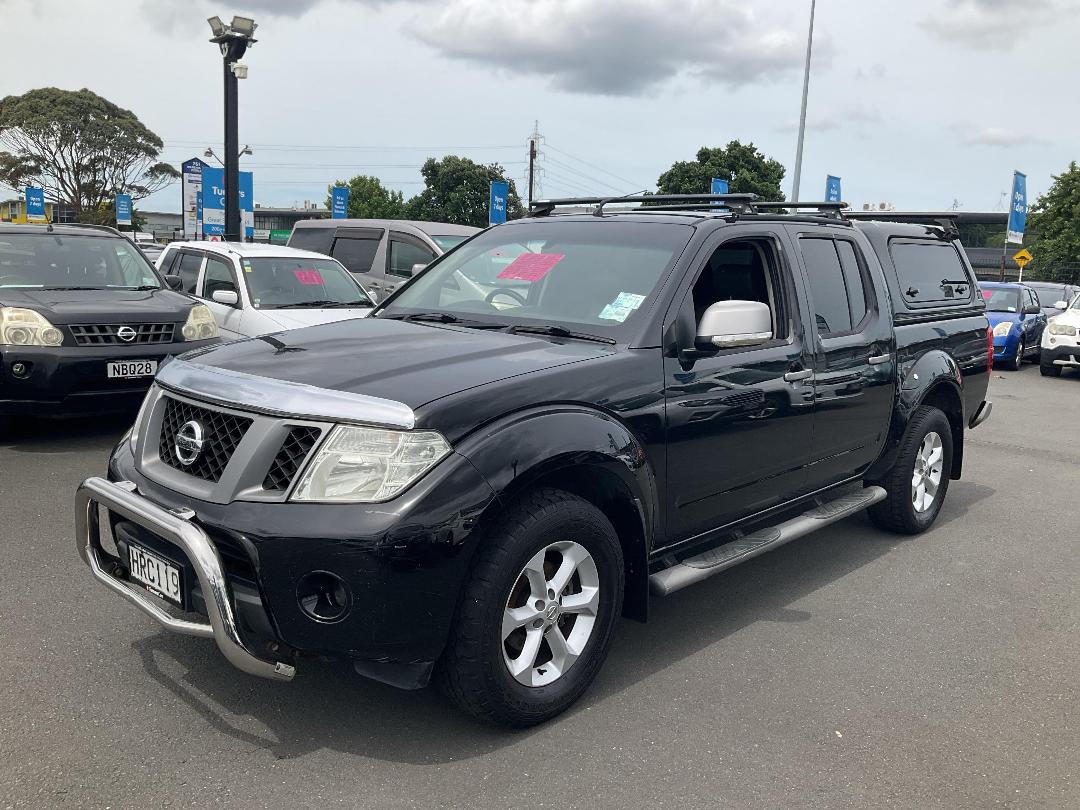 Photo '28' of Nissan Navara D/C ST-X