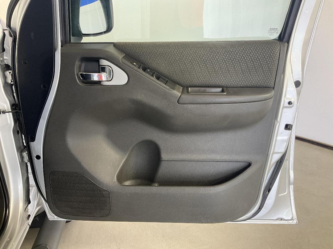 Photo '15' of Nissan Navara Photo '15' of Nissan Navara