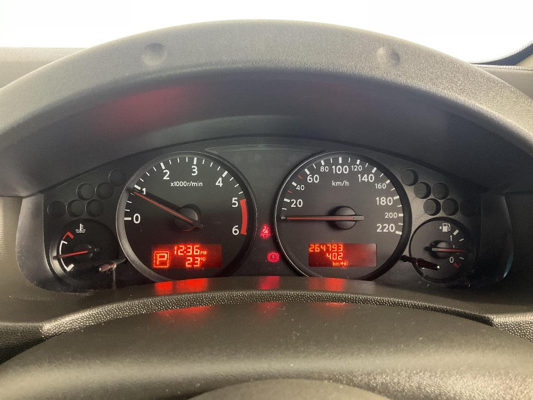 Photo '21' of Nissan Navara Photo '21' of Nissan Navara