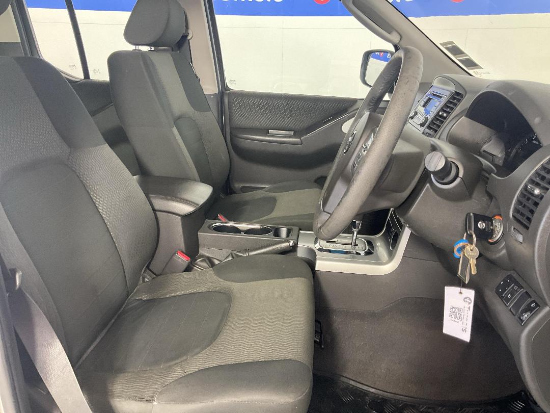 Photo '16' of Nissan Navara Photo '16' of Nissan Navara