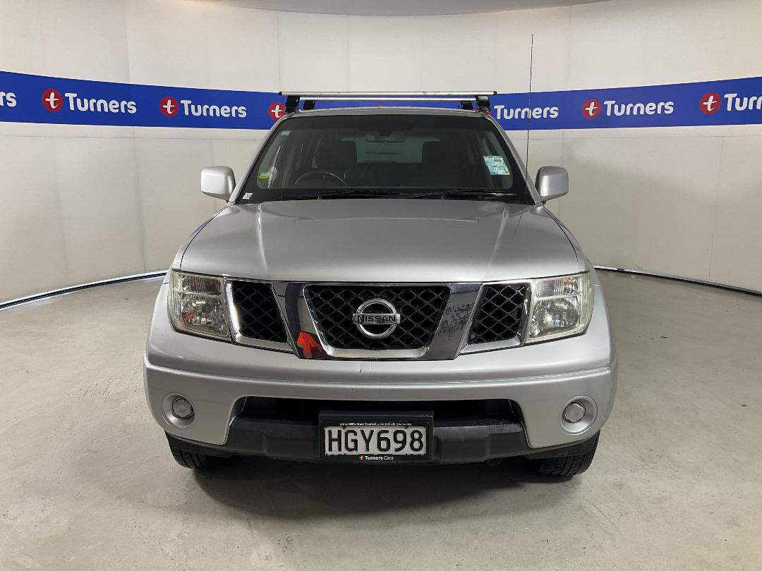 Photo '2' of Nissan Navara