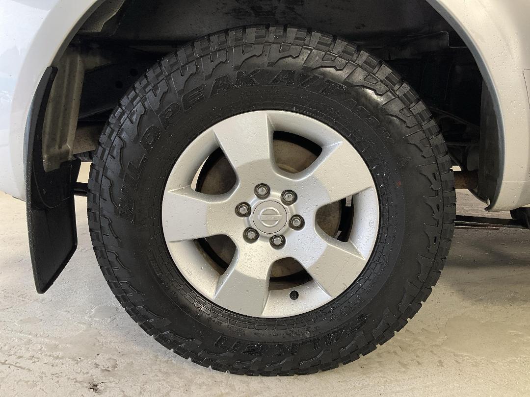 Photo '12' of Nissan Navara