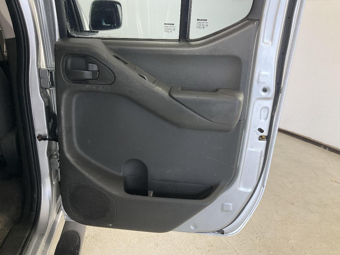 Photo '19' of Nissan Navara