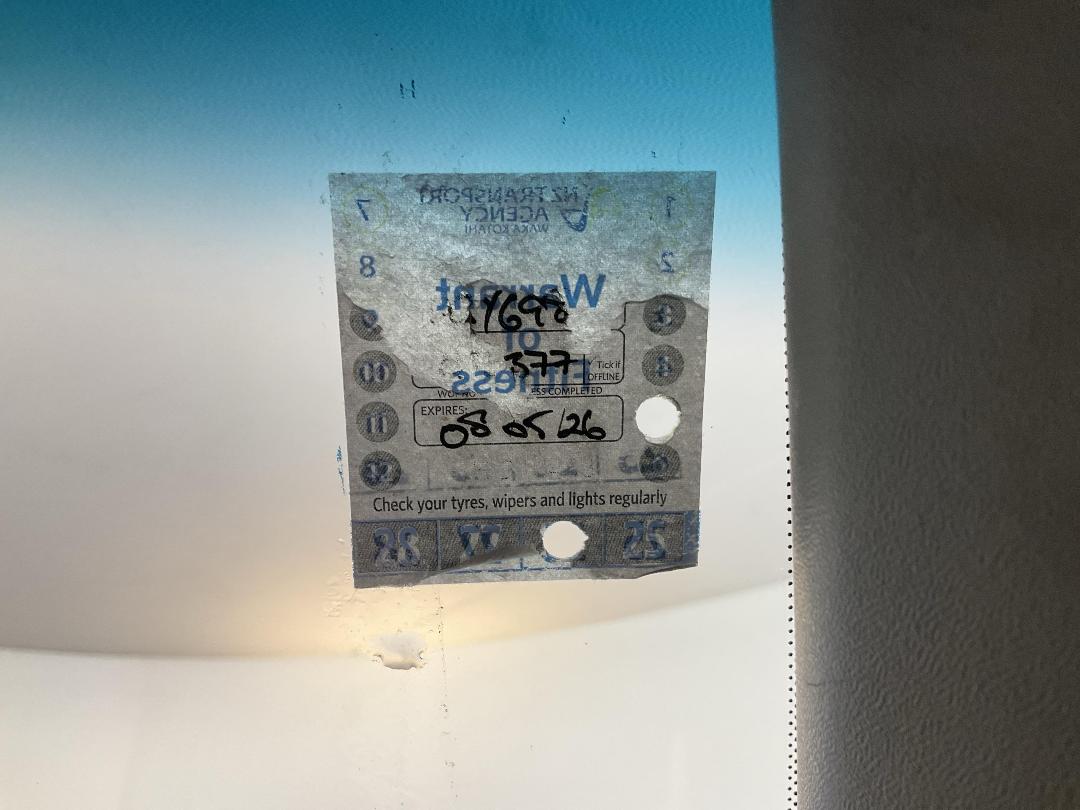 Photo '23' of Nissan Navara