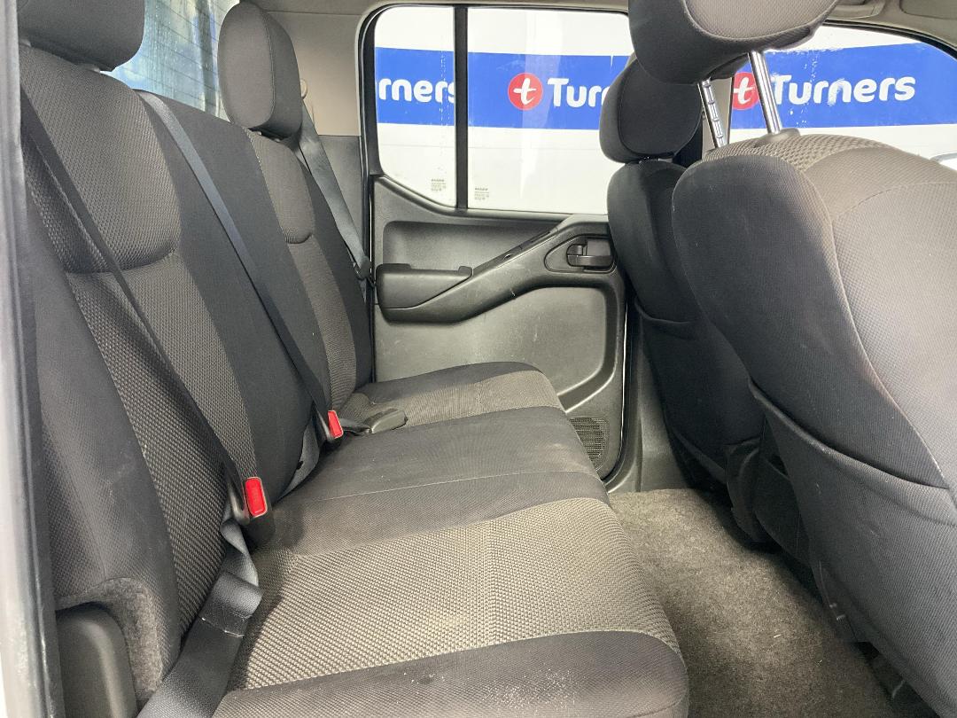 Photo '20' of Nissan Navara