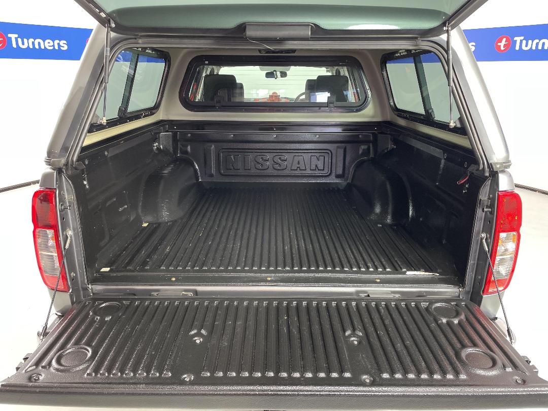 Photo '14' of Nissan Navara