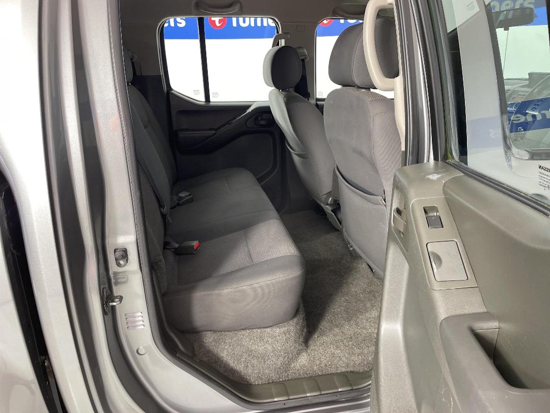 Photo '20' of Nissan Navara