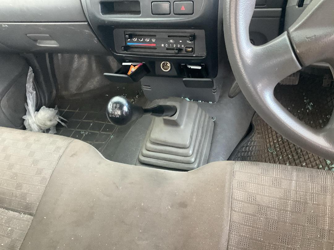 Photo '7' of Nissan Navara DX S/C