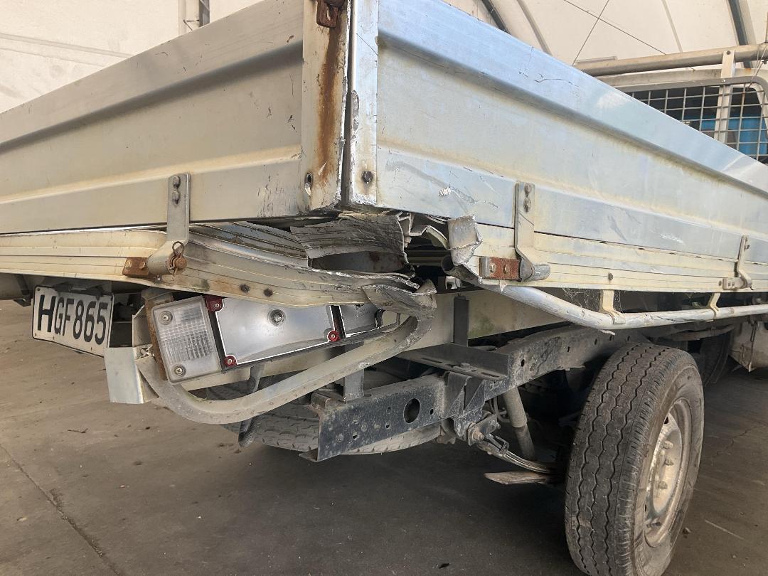 Photo '19' of Nissan Navara DX S/C