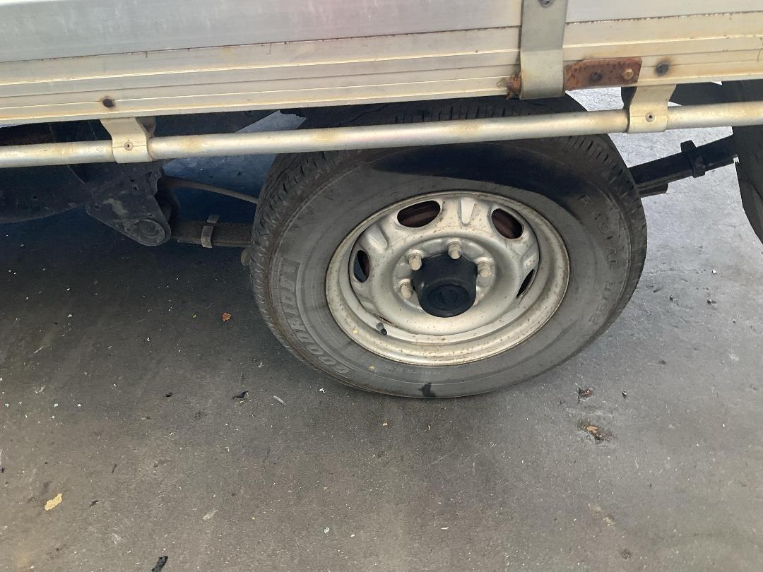 Photo '23' of Nissan Navara DX S/C