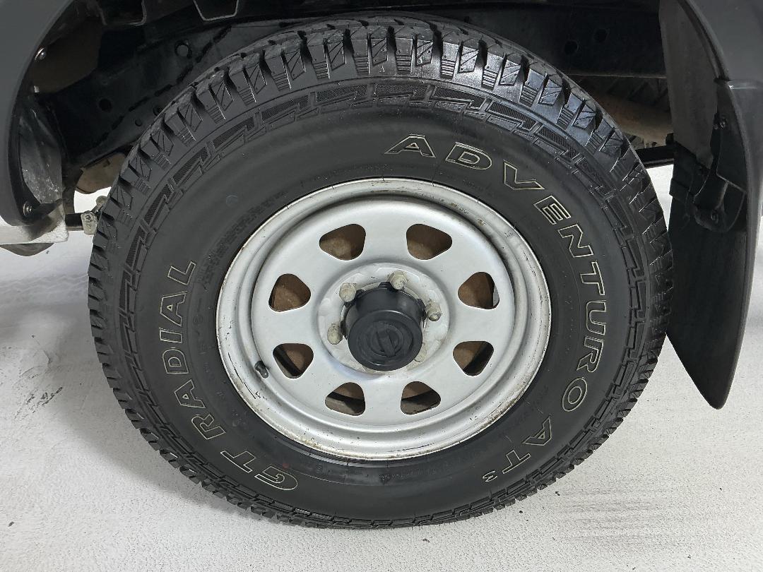 Photo '11' of Nissan Navara