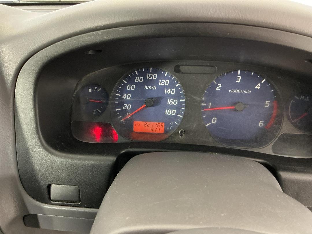 Photo '21' of Nissan Navara