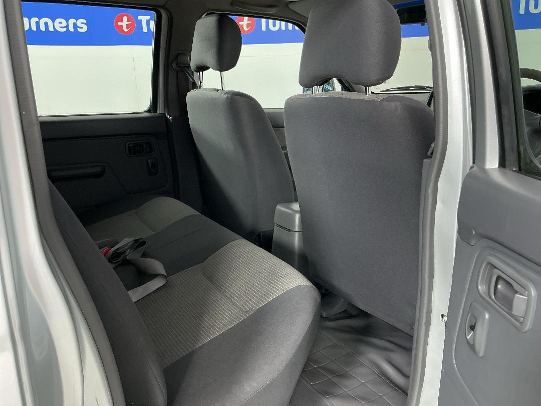 Photo '20' of Nissan Navara