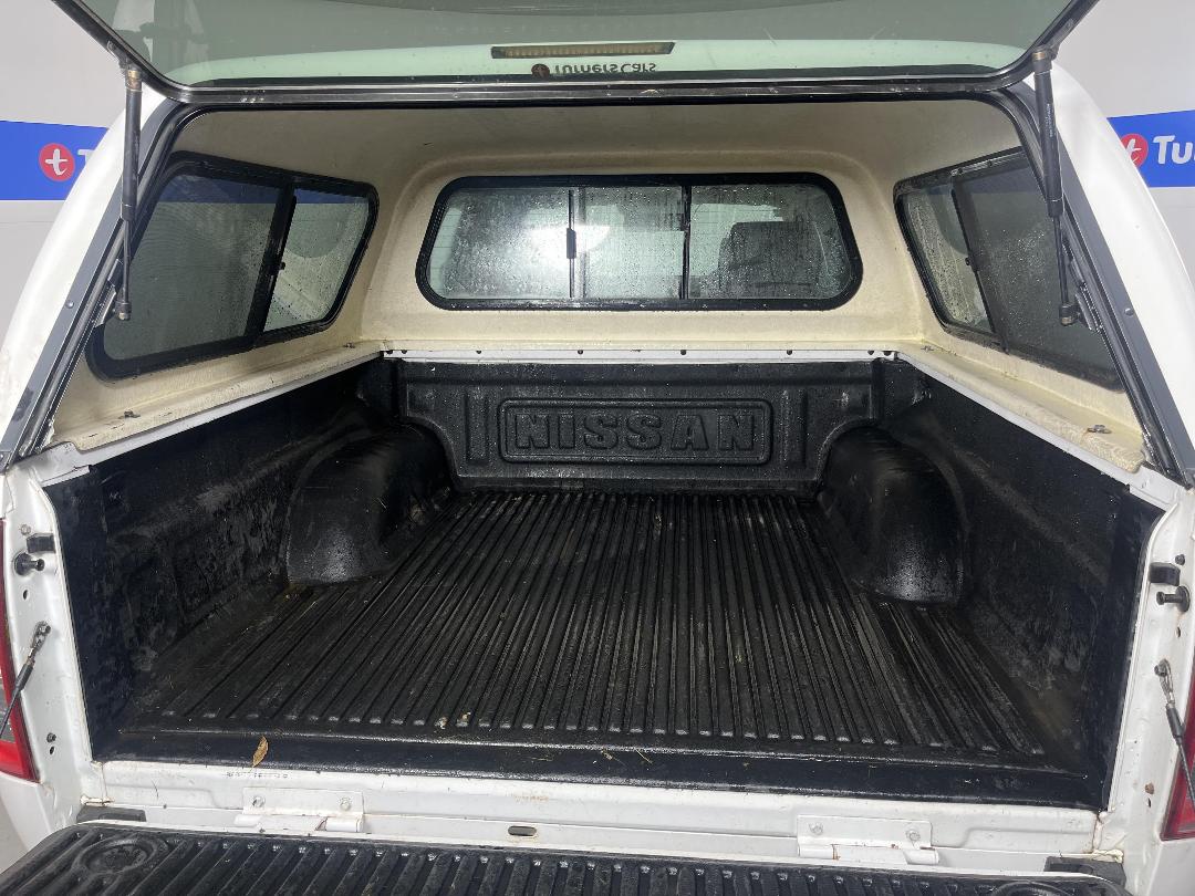 Photo '14' of Nissan Navara