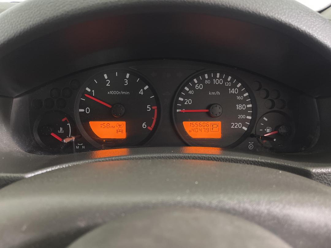 Photo '21' of Nissan Navara