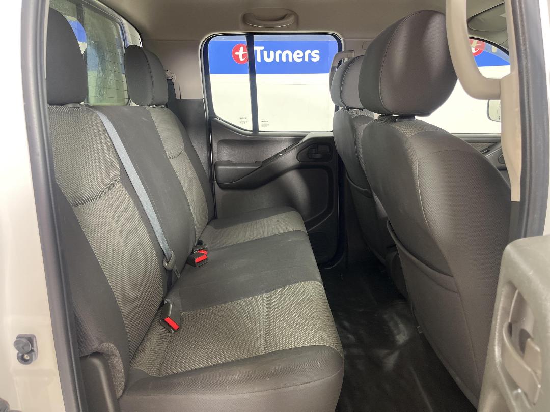 Photo '20' of Nissan Navara