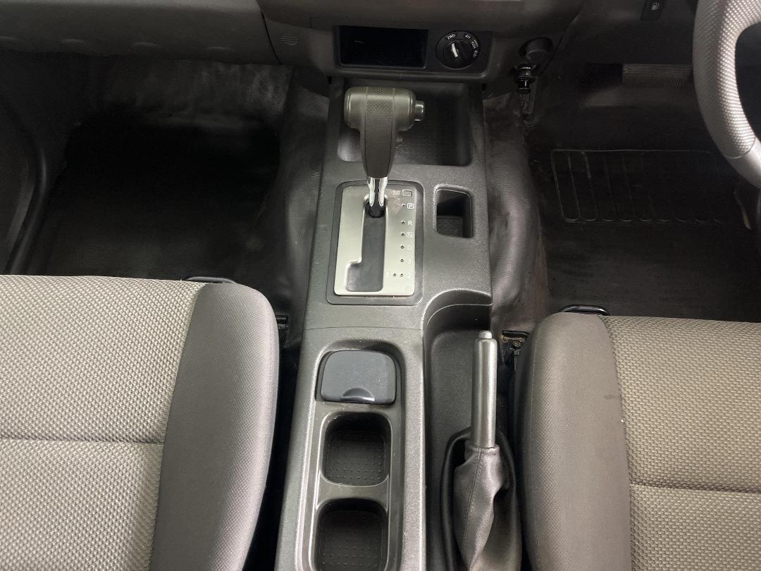 Photo '23' of Nissan Navara