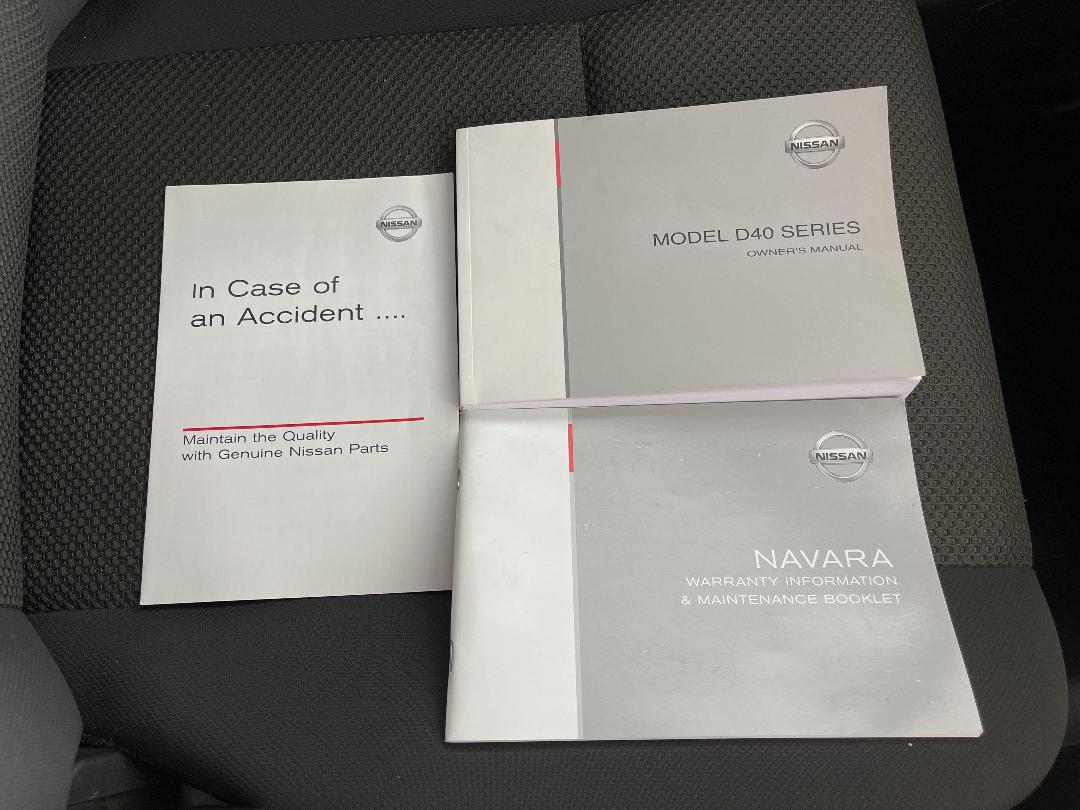 Photo '24' of Nissan Navara