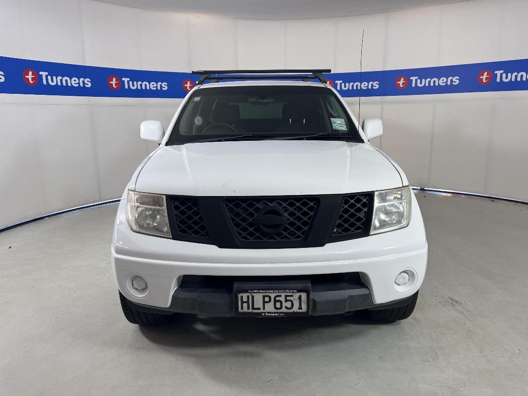 Photo '2' of Nissan Navara