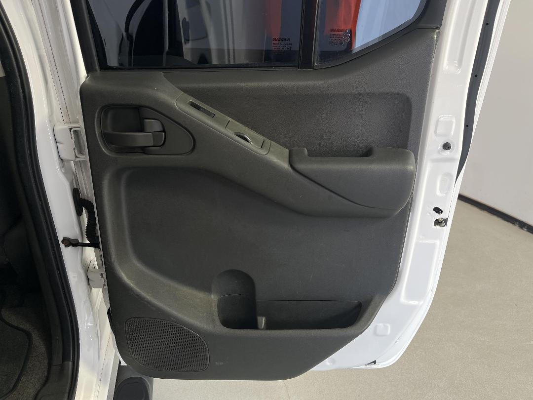 Photo '19' of Nissan Navara