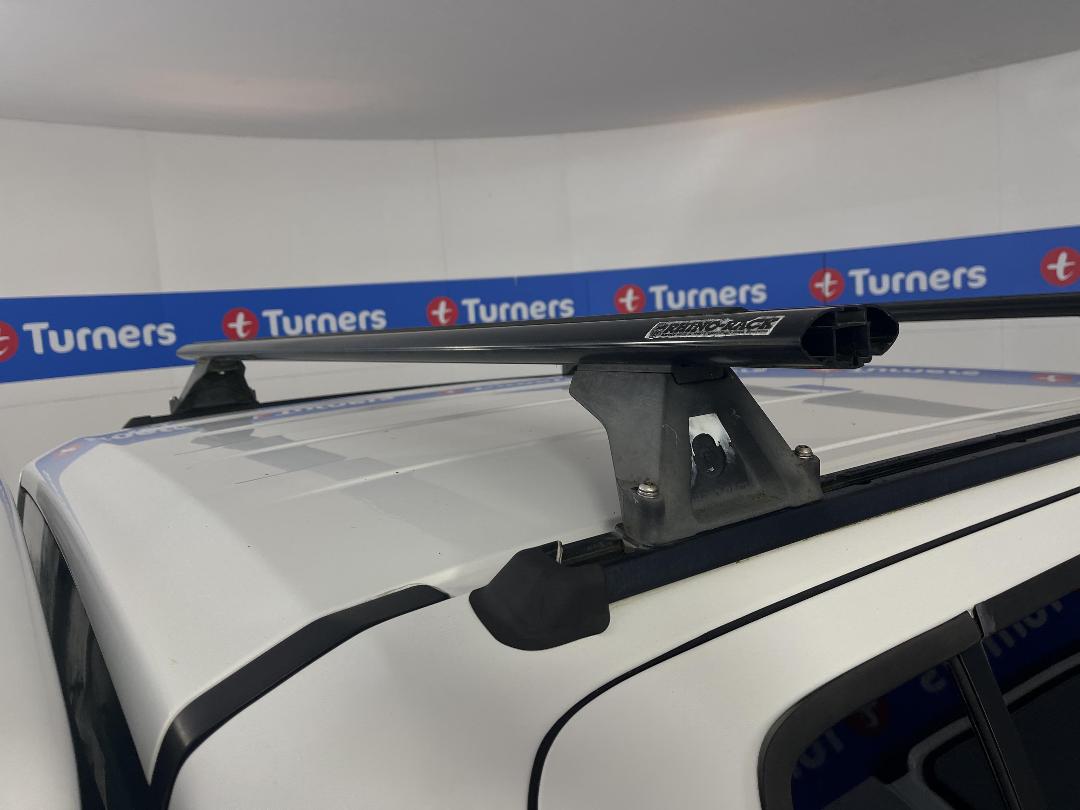 Photo '28' of Nissan Navara