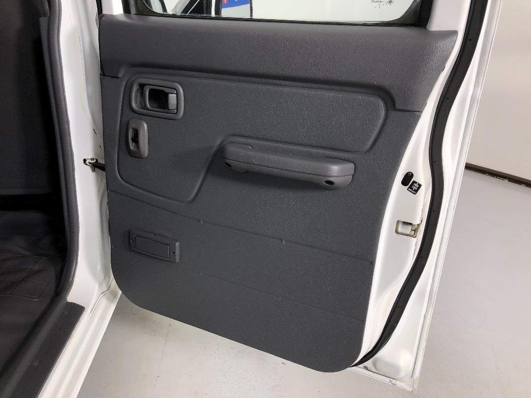 Photo '19' of Nissan Navara Photo '19' of Nissan Navara