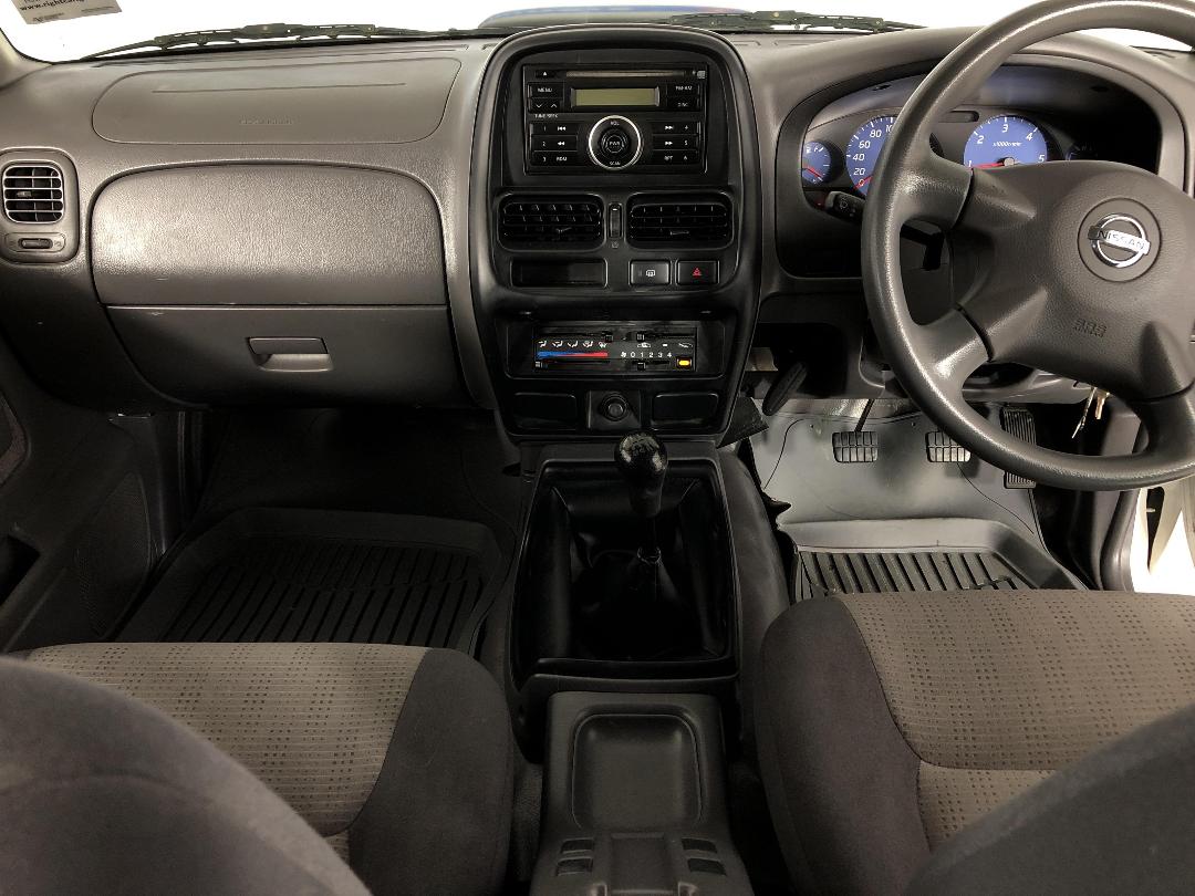 Photo '17' of Nissan Navara Photo '17' of Nissan Navara