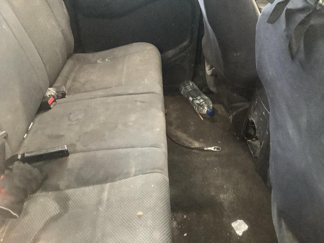 Photo '9' of Nissan Navara D/C ST Photo '9' of Nissan Navara D/C ST