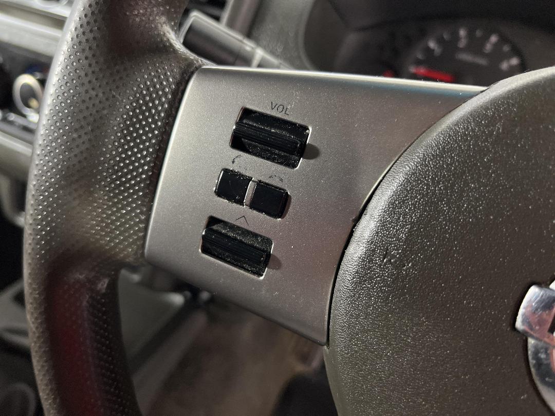 Photo '25' of Nissan Navara