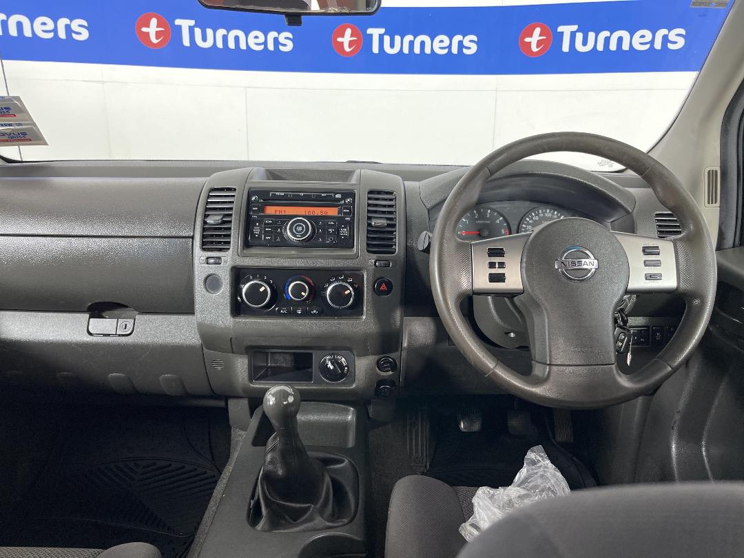 Photo '17' of Nissan Navara