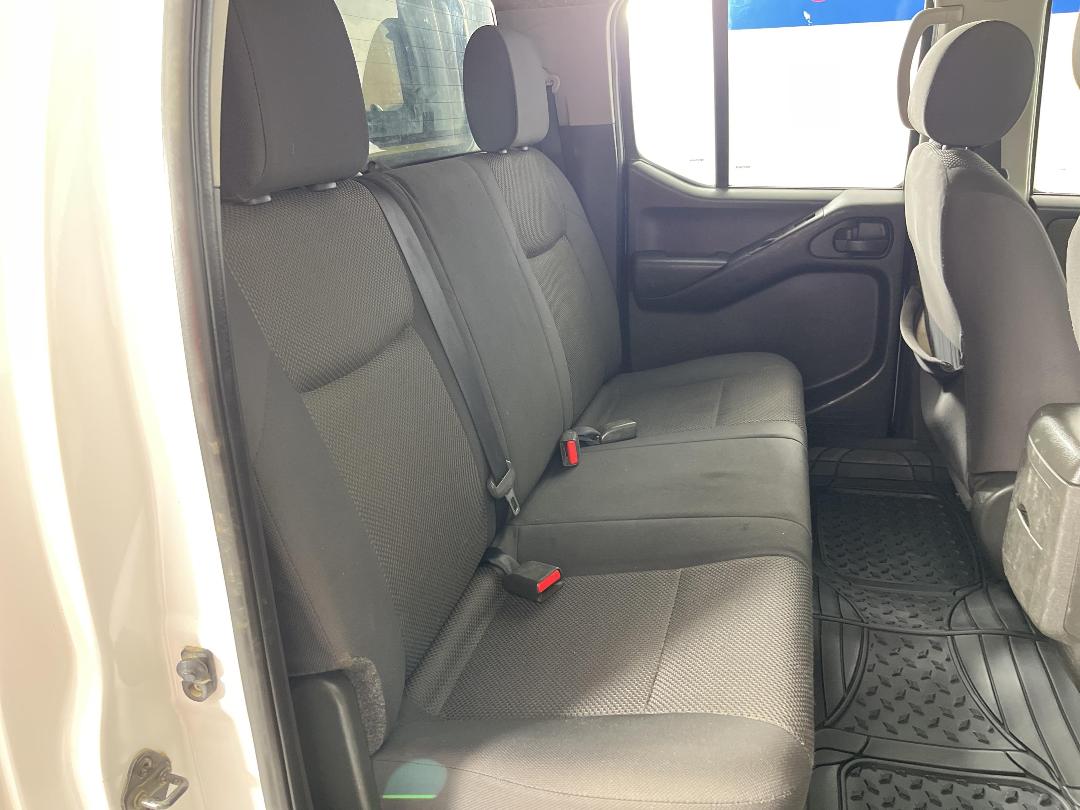 Photo '20' of Nissan Navara