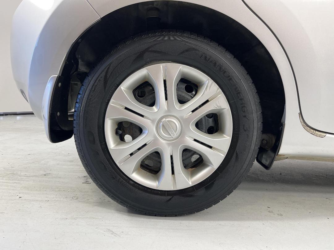 Photo '12' of Nissan Note