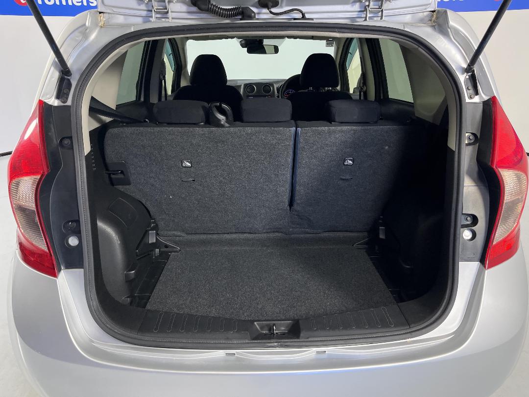 Photo '14' of Nissan Note