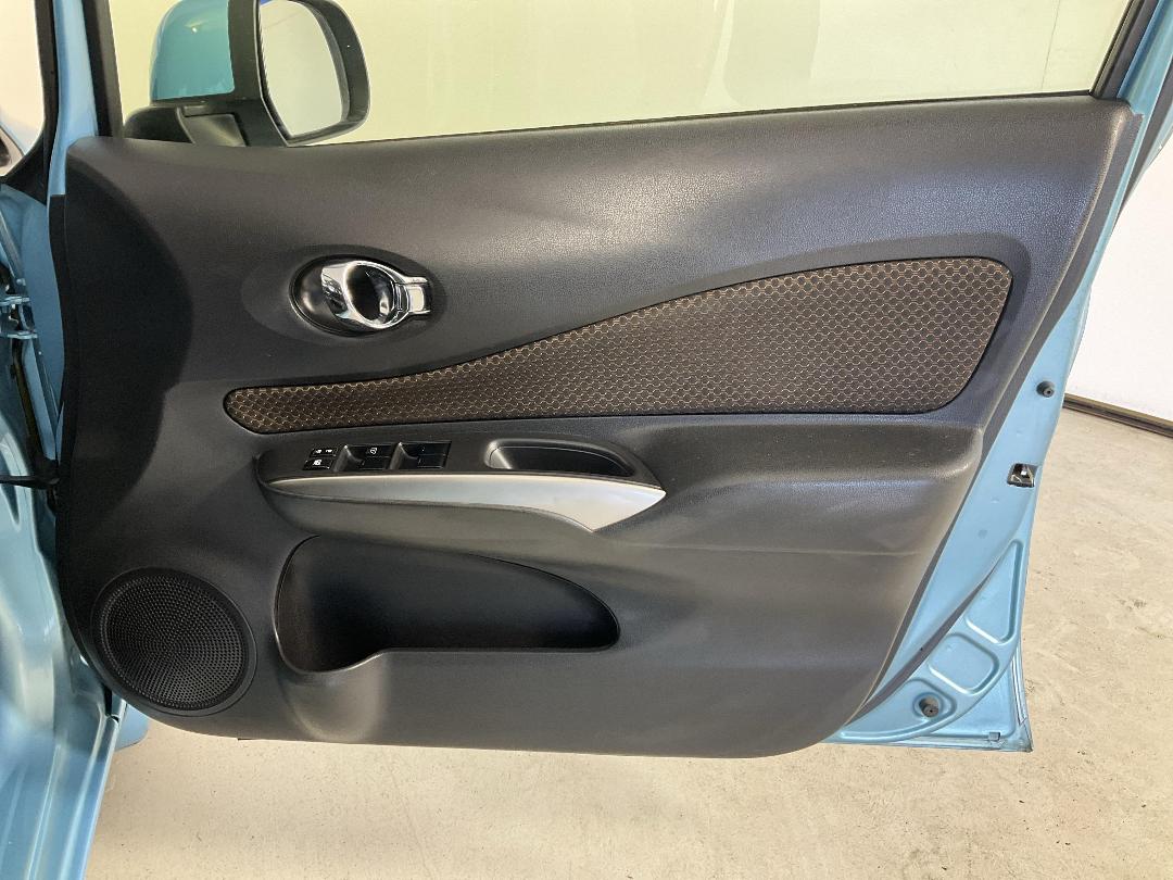 Photo '15' of Nissan Note Photo '15' of Nissan Note