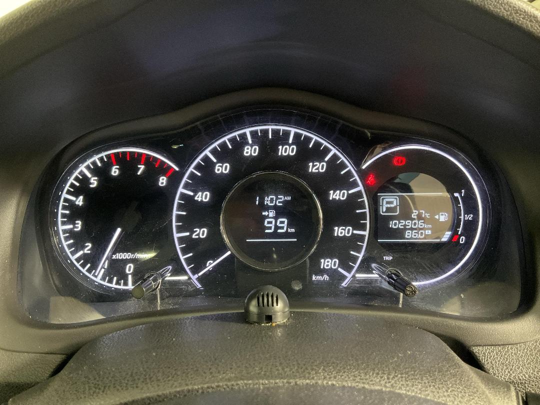 Photo '21' of Nissan Note Photo '21' of Nissan Note