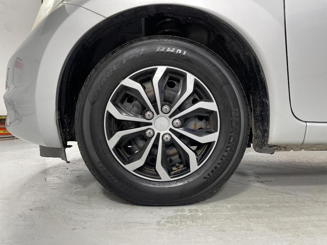 Photo '10' of Nissan Note