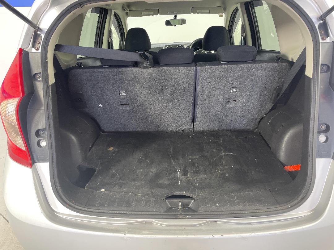 Photo '14' of Nissan Note