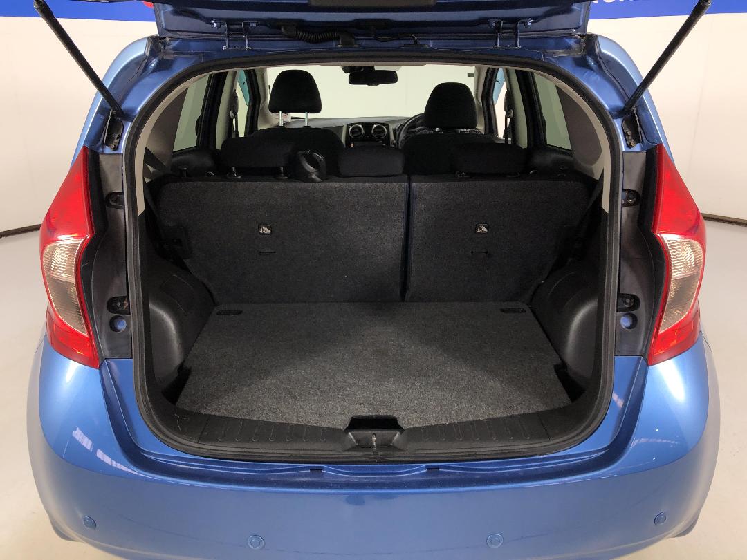 Photo '14' of Nissan Note