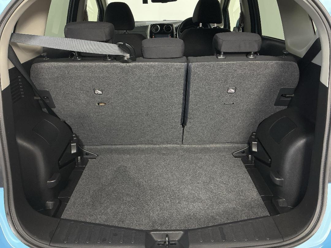 Photo '14' of Nissan Note