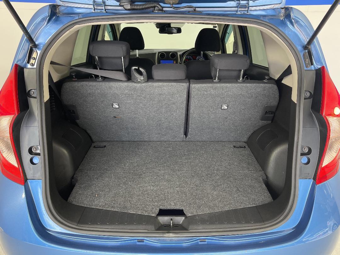 Photo '14' of Nissan Note