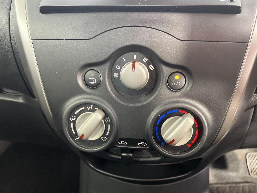 Photo '27' of Nissan Note