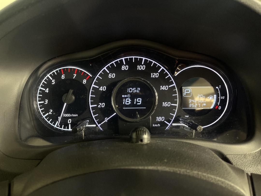 Photo '21' of Nissan Note Photo '21' of Nissan Note