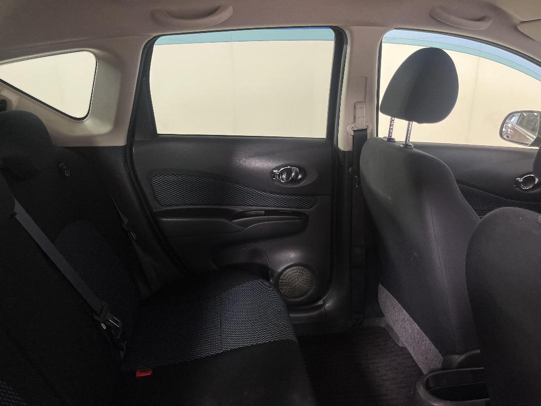 Photo '18' of Nissan Note Photo '18' of Nissan Note