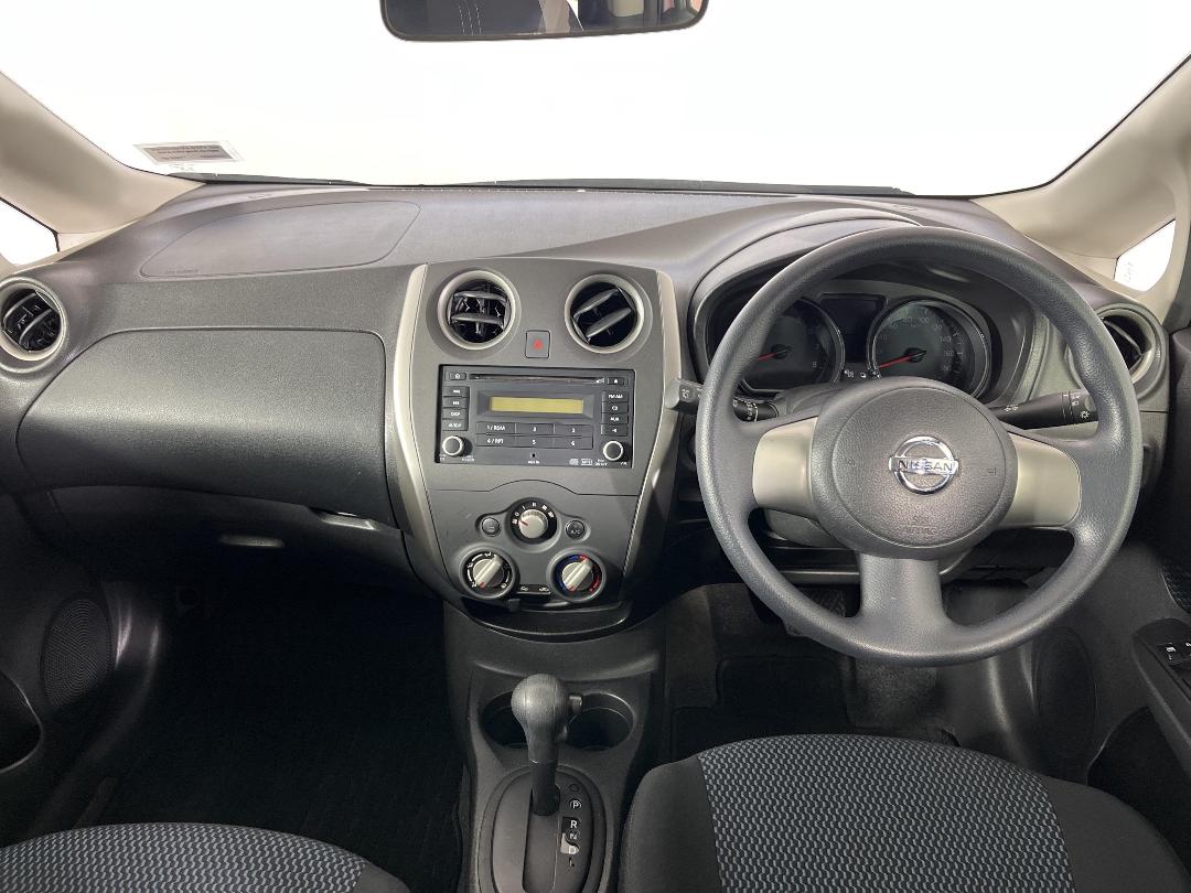 Photo '17' of Nissan Note