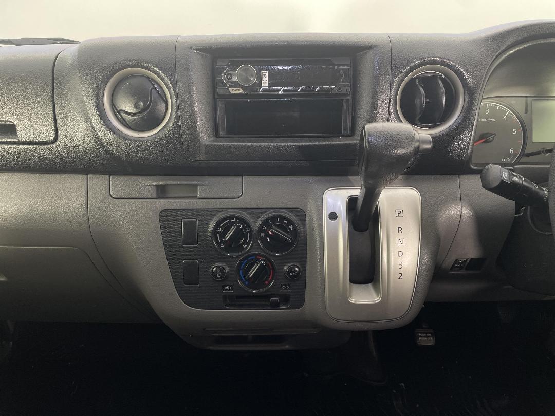 Photo '18' of Nissan NV350 Photo '18' of Nissan NV350