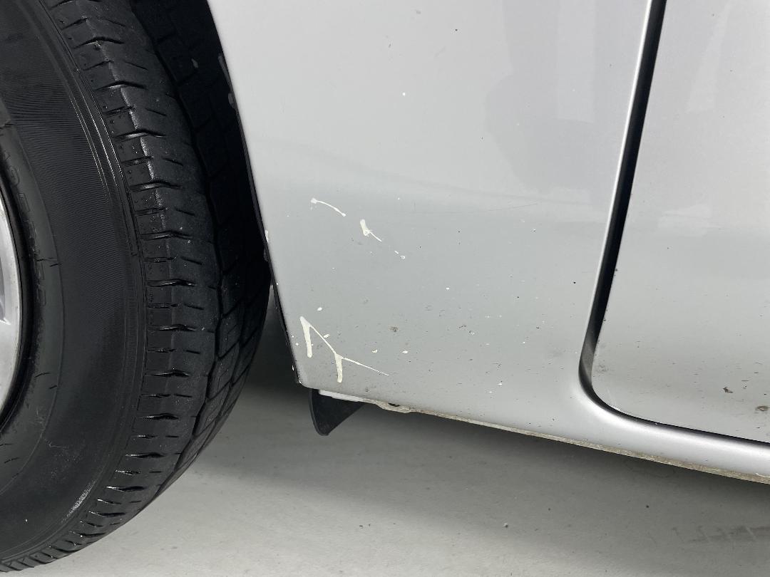 Photo '25' of Nissan NV350 Photo '25' of Nissan NV350