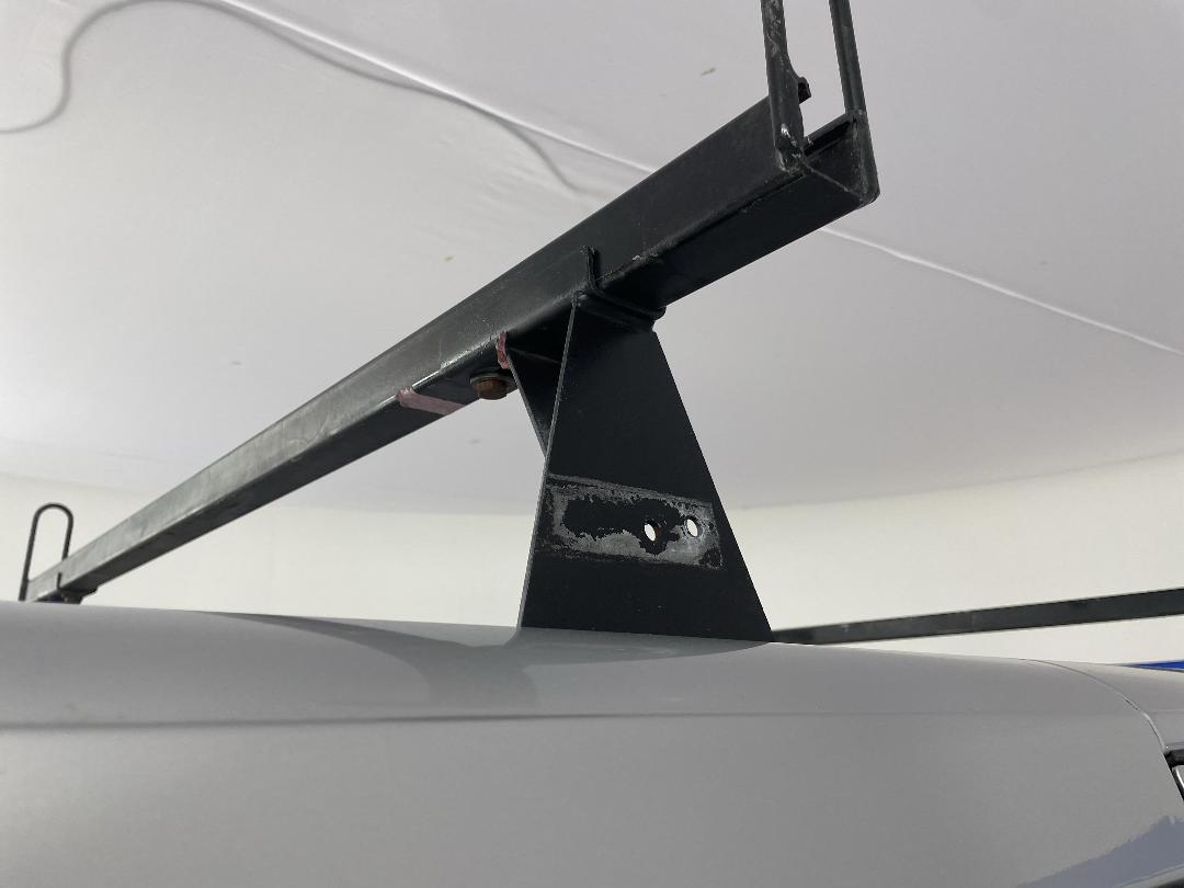 Photo '28' of Nissan NV350 Photo '28' of Nissan NV350